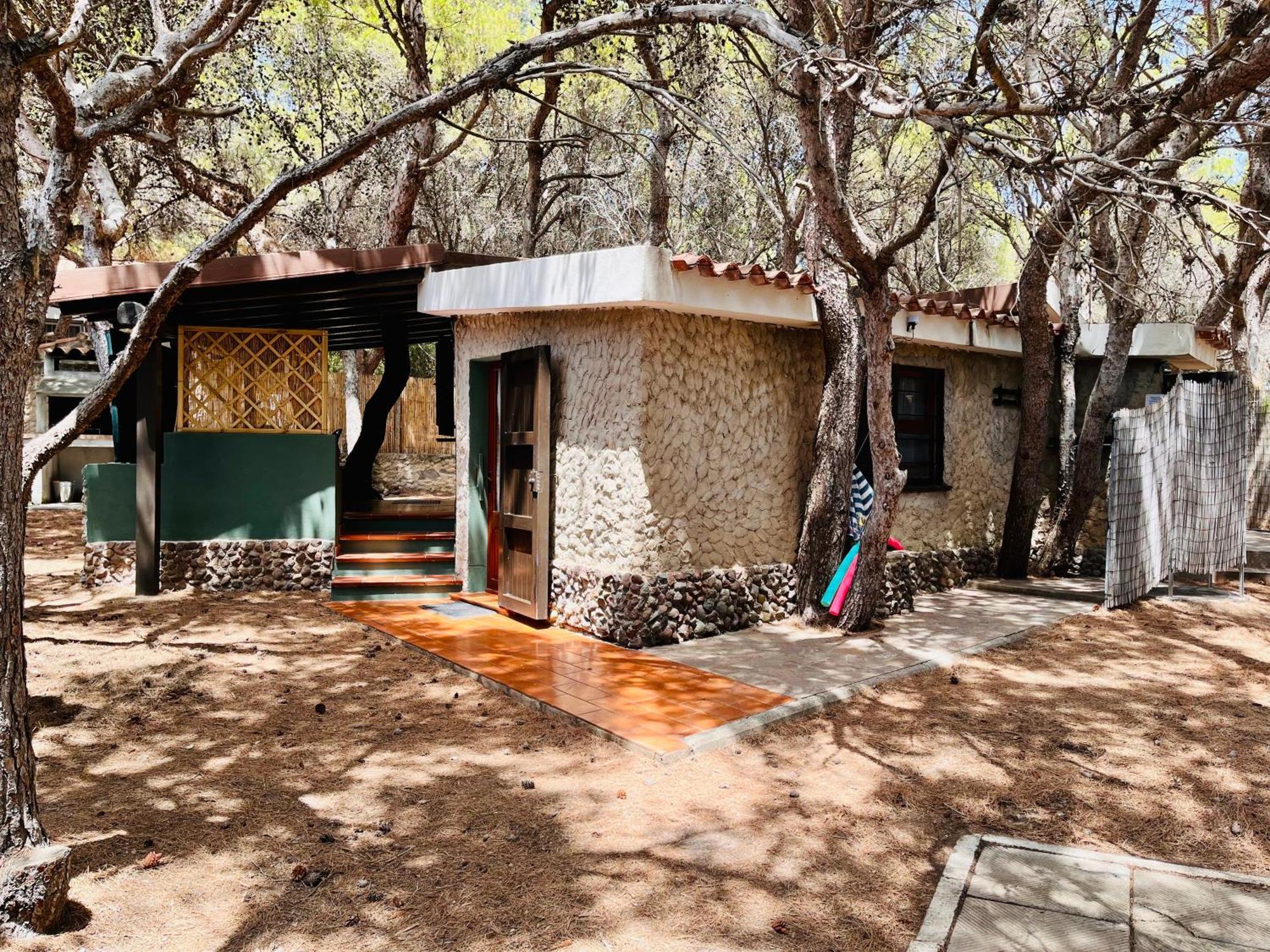 Rustico Porto Pino 30 Mt Dalla Spiaggia Extérieur photo