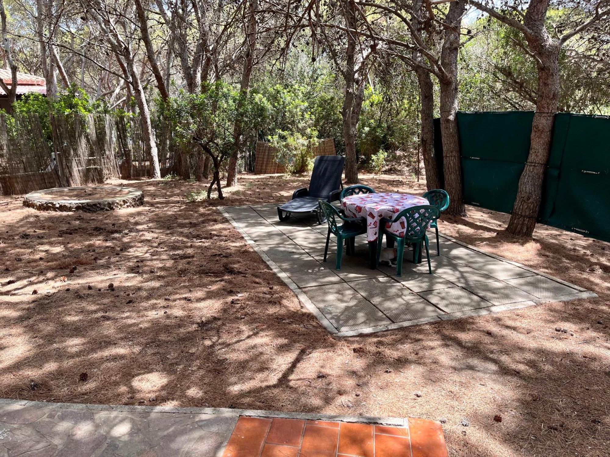 Rustico Porto Pino 30 Mt Dalla Spiaggia Extérieur photo
