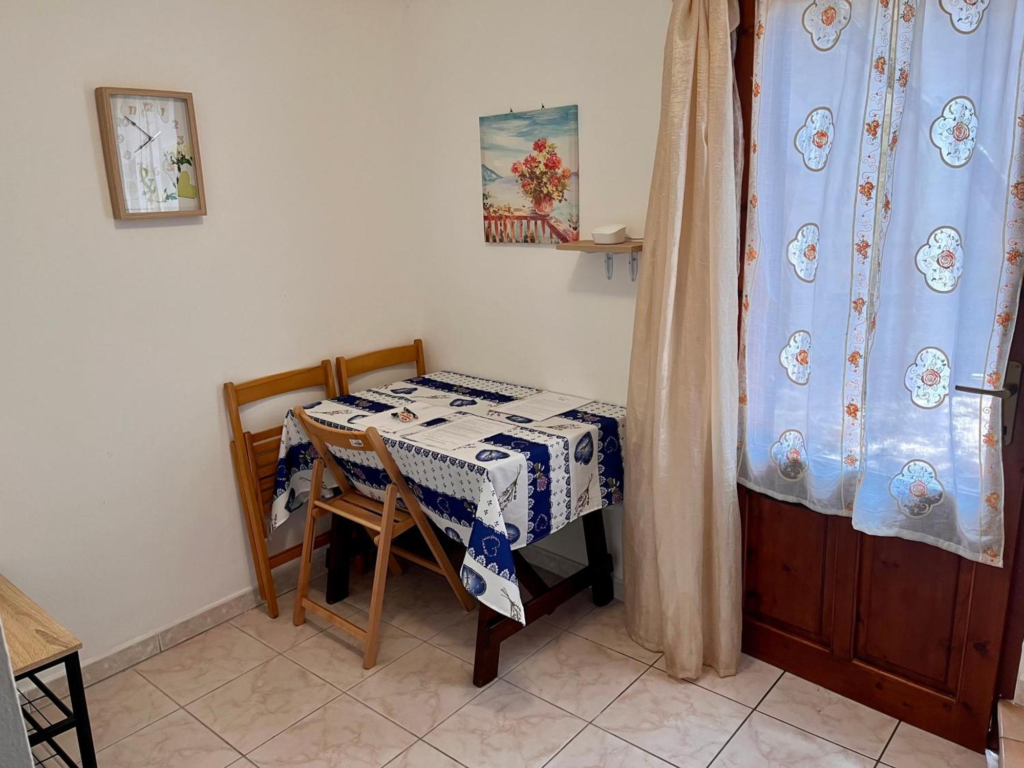 Rustico Porto Pino 30 Mt Dalla Spiaggia Extérieur photo